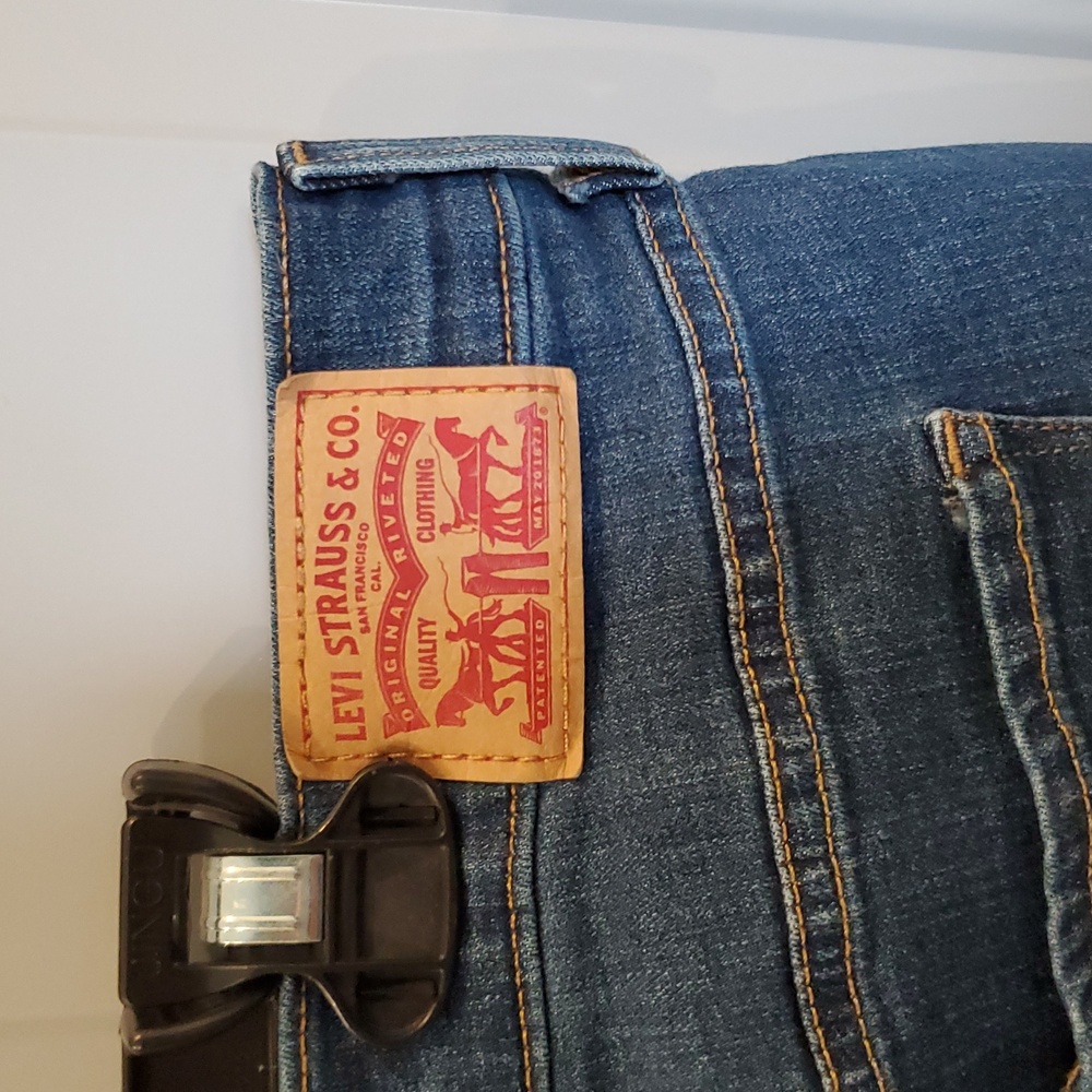 Levi's Women's Boot Cut Jeans - Blue - Picture 3 of 5